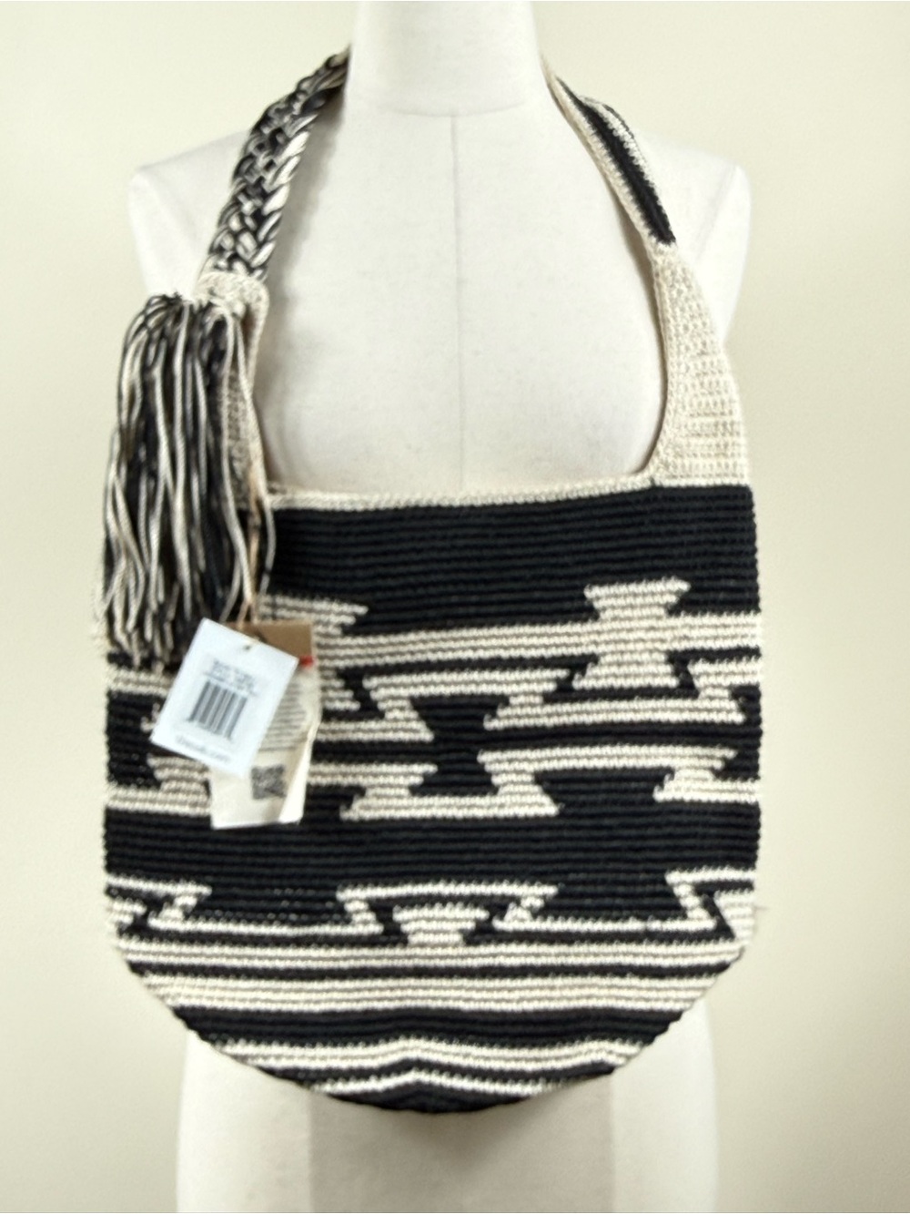 NWT The Sak Limited Edition Ragam 120 Crochet Hobo Bag Black Ecru Boho